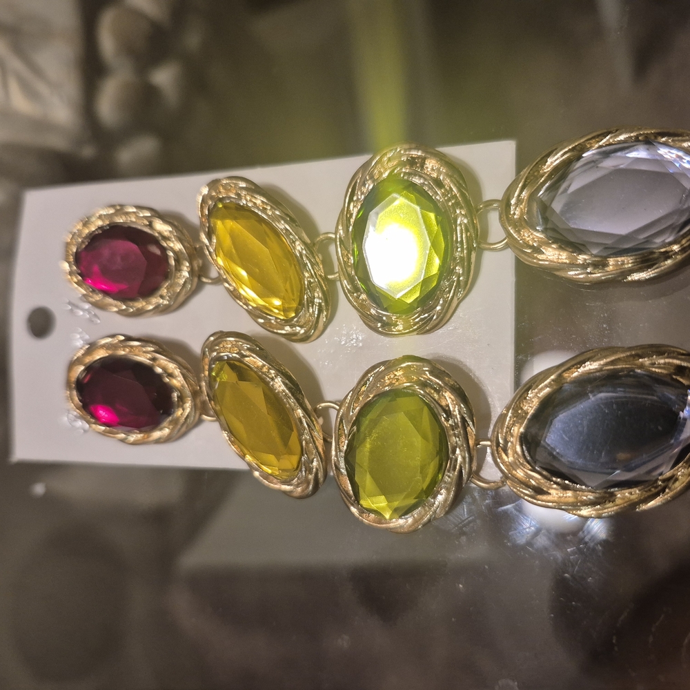 Elegant Gold-Tone Multicolor Gemstone Bracelet